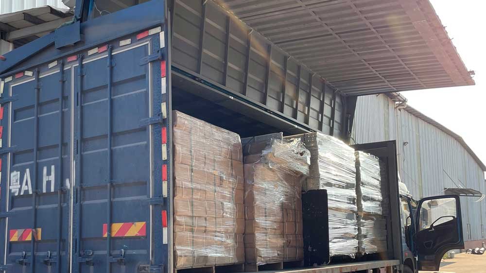 heda shelves shipping