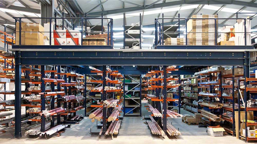 goods-storage-for-mezzanine-floor-in-warehouse