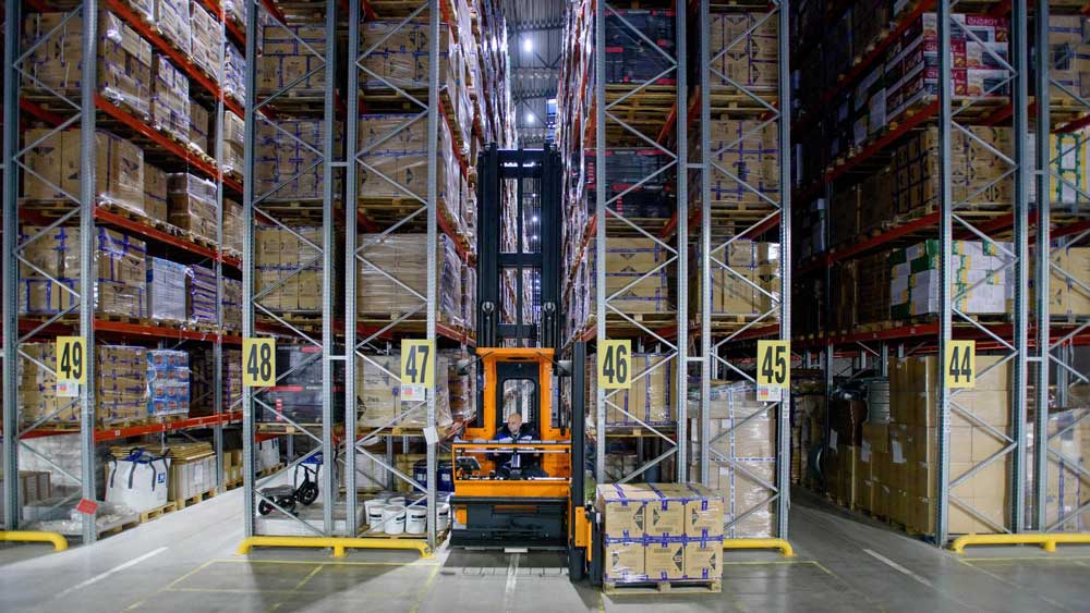 what is vna pallet racking-post image