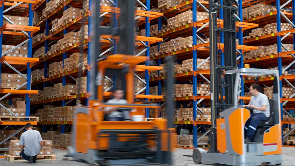 what is vna pallet racking-post image-forklift truck