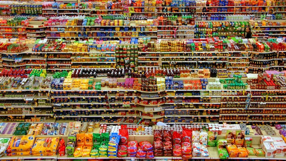 how to display products in supermarket - featured image