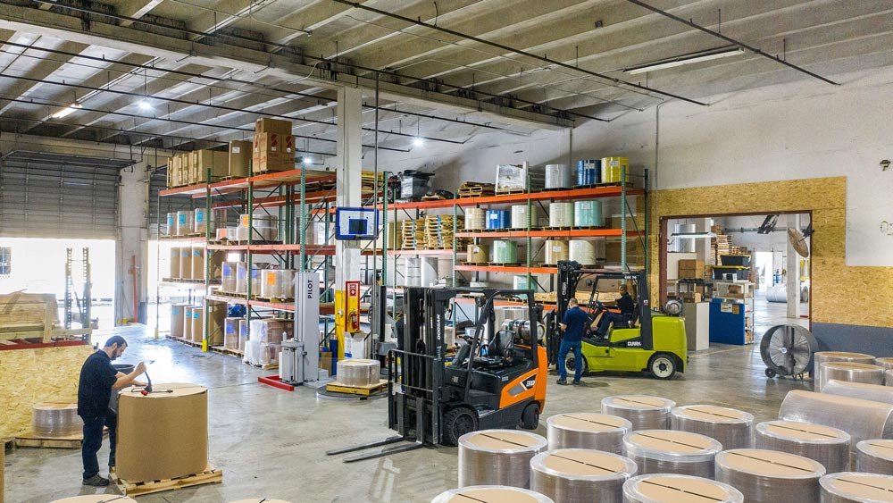 Raw Material Warehouse Management How Manufacturers Maximize Space and Production Flow - featured image