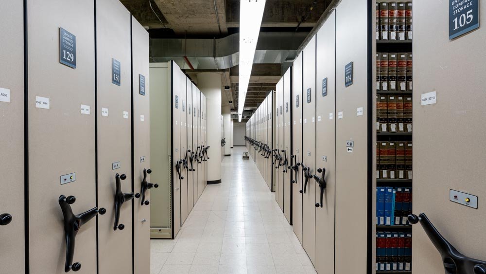 How High-Density Mobile Shelving Works - frist paragraph image